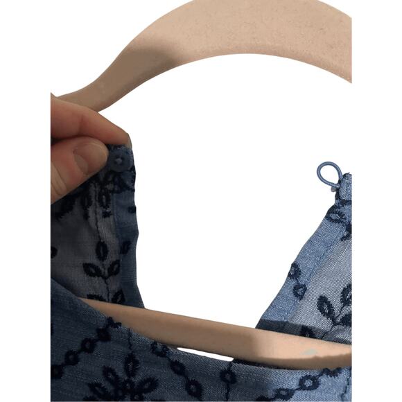 Crown & Ivy Boho Chambray Embroidered Blue Floral Baby Doll Western Lace Top L - Picture 5 of 7